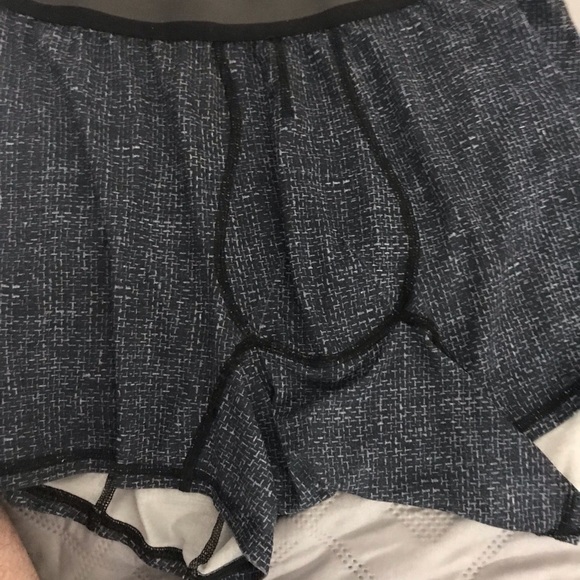 Lululemon “ always in motion” - Picture 3 of 6